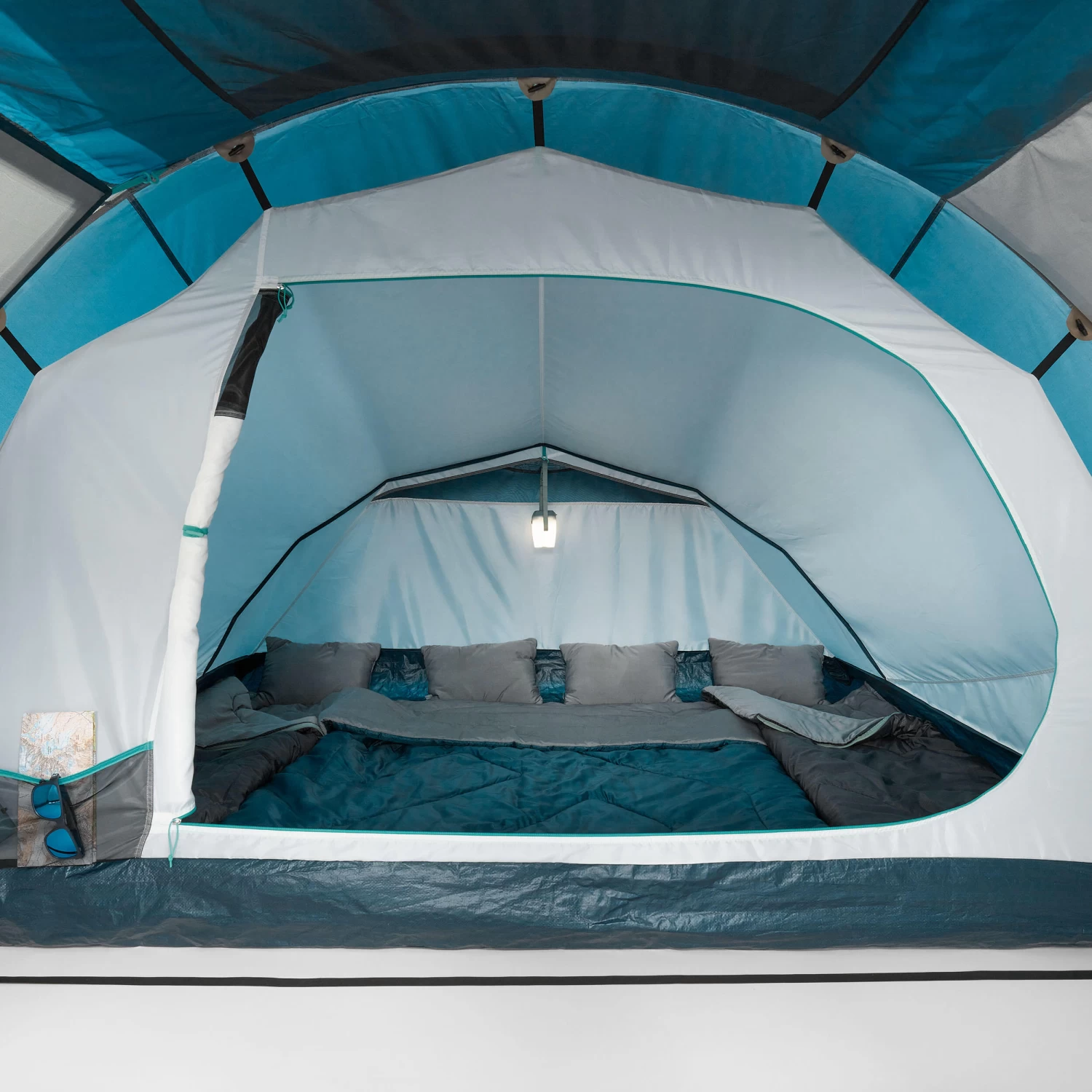 Quechua 4 Man Tent - Image 11