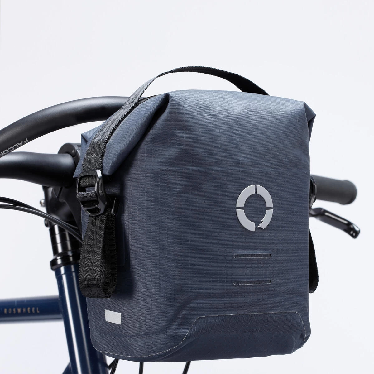 Roswheel Tour Handlebar Bag - Image 4