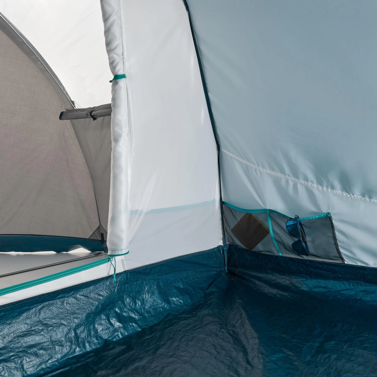 Quechua 4 Man Tent - Image 13